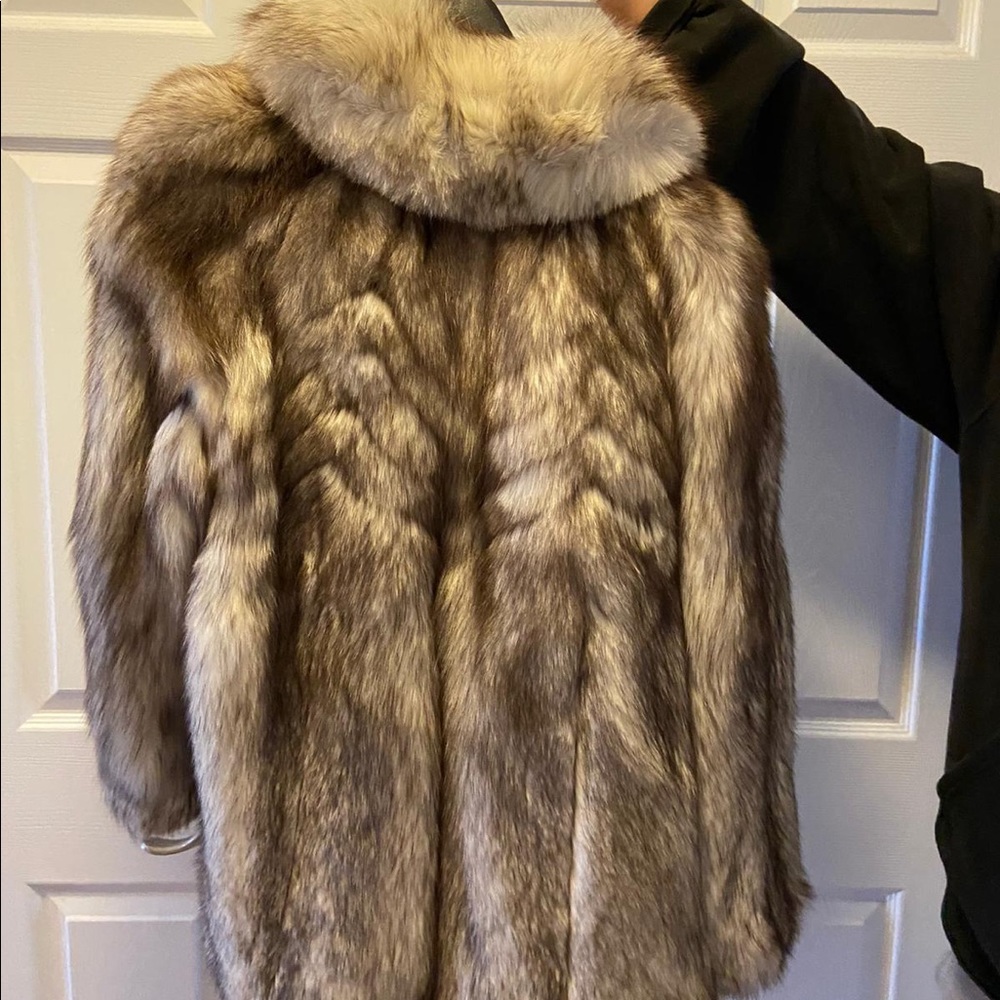 Fix fur coat